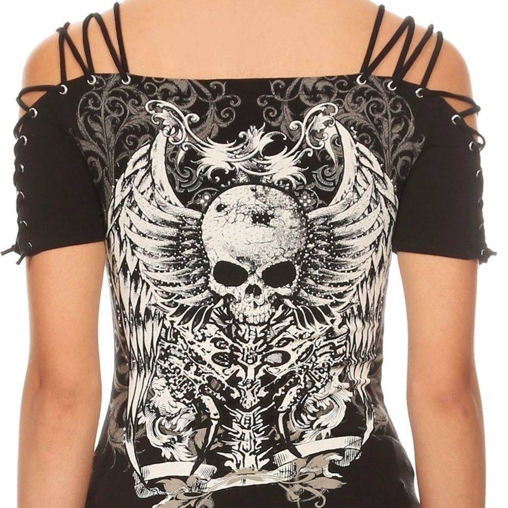 Eyelet Strappy Rhinestone Skull Top Black NWT - Picture 3 of 5
